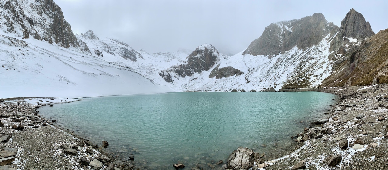 immagine panoramica del lac des beraudes