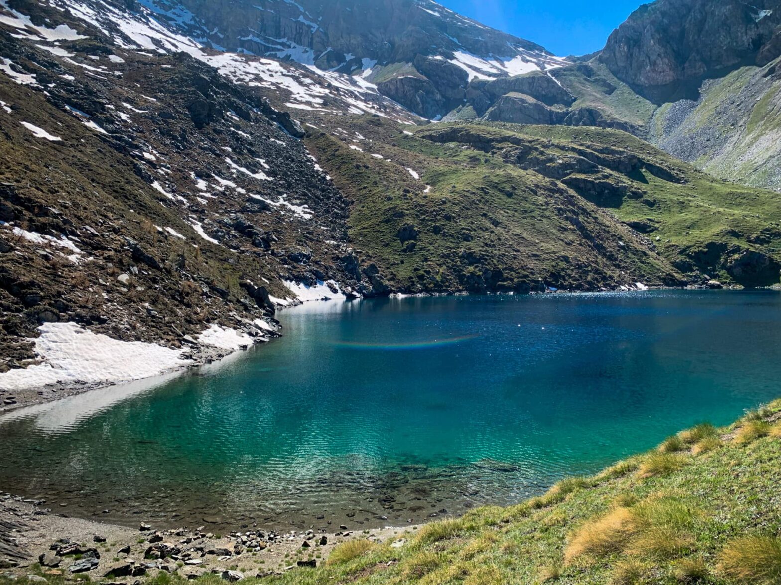 Vista laterale sul lago lavodilec